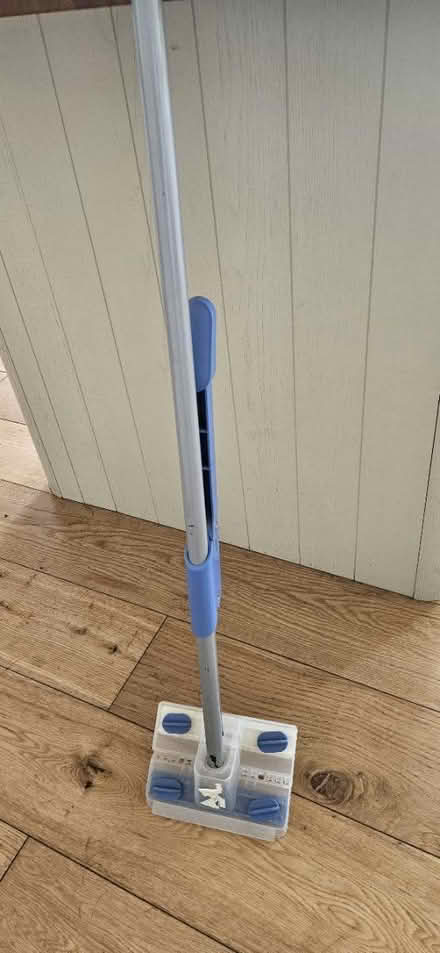 Photo of free Mop without sponge (Wallingford) #1