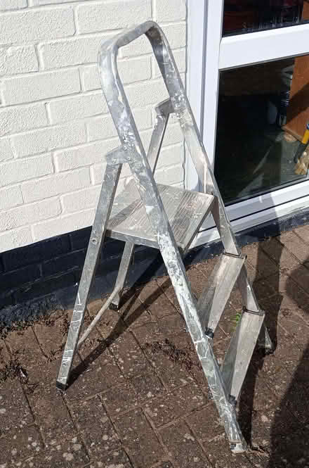 Photo of free Small steps. Paint splattered! Collect from Whitnash. (Whitnash CV31) #1