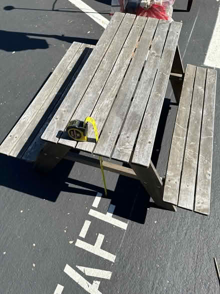 Photo of free Children’s picnic table (Near burgess park) #4
