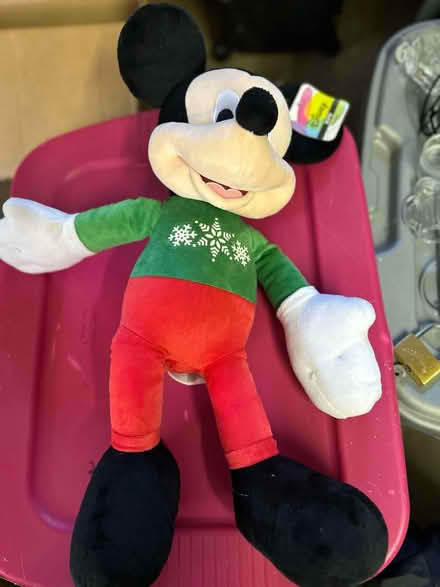 Photo of free Miscellaneous Christmas items (South Elgin) #4