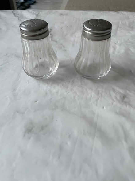 Photo of free Salt pepper shakers (Ilford IG1) #3