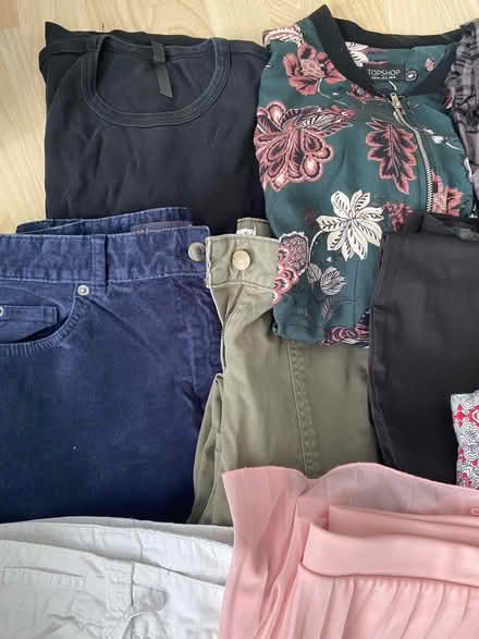 Photo of free Women’s clothing sizes 14/16 (Enfield EN3) #3