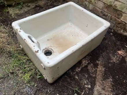 Photo of free Belfast Sink (Kennington SE11) #2