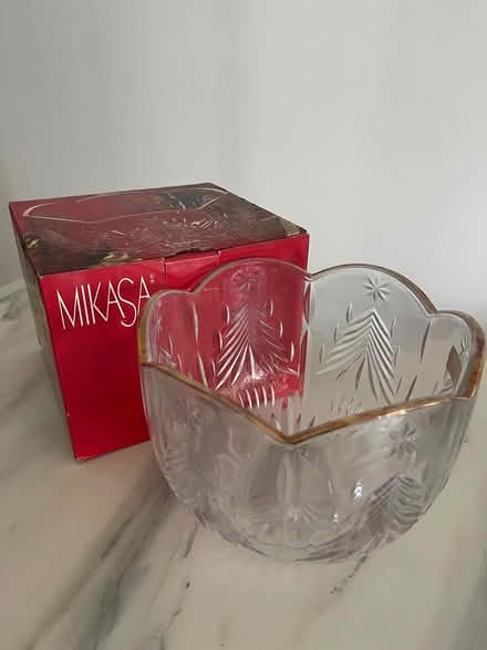 Photo of free Mikasa crystal bowl new (Near buona vista mrt station) #1