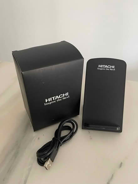 Photo of free Wireless charger new (Near buona vista mrt station) #1