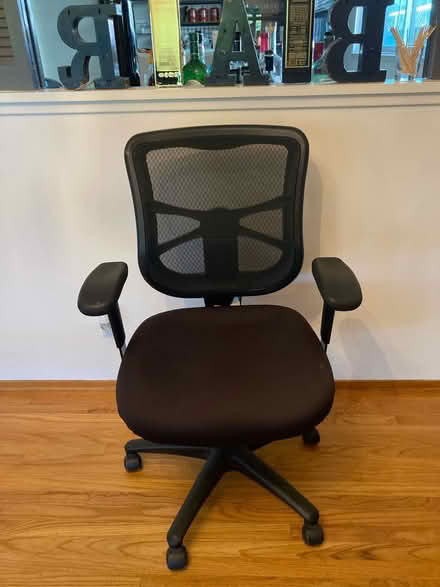 Photo of free Desk chair (Willow Glen) #1