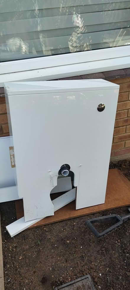 Photo of free Toilet (London Colney) #2