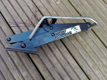Photo of free Car Jack (Primrose Hill) #1