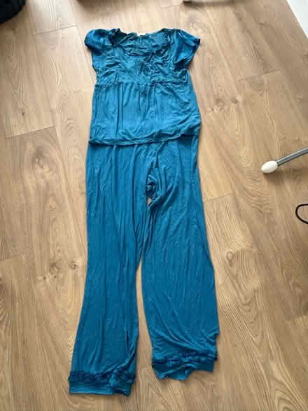 Photo of free M&S Per Una Ladies pijama (HP4) #1