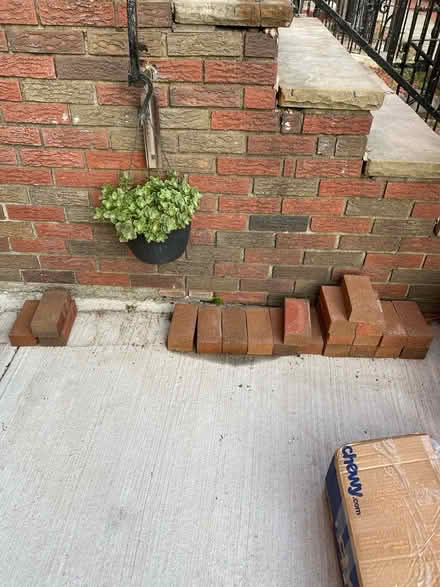 Photo of free bricks (Jersey City (Jersey City (Bergen Lafayette)) #1