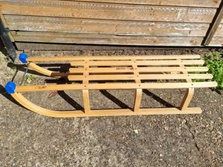 Photo of free Davos wooden sledge (KT8) #1