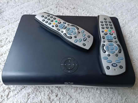 Photo of free Sky+HD (SW11) #1