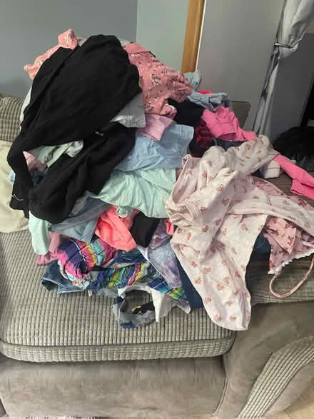 Photo of free 8-9 to 10-11 year old girls cloths (Gobowen SY11) #1