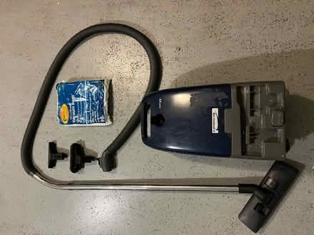 Photo of free vacuum cleaner parts (Washington, DC, 20003) #1
