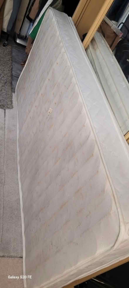 Photo of free Single matress (AL2) #3