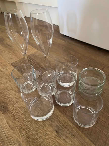 Photo of free Selection of glasses (Rowsley DE4) #1