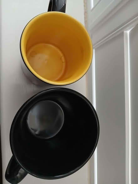 Photo of free Two very large big Tea / Coffee Mugs (Arlesey SG15) #4