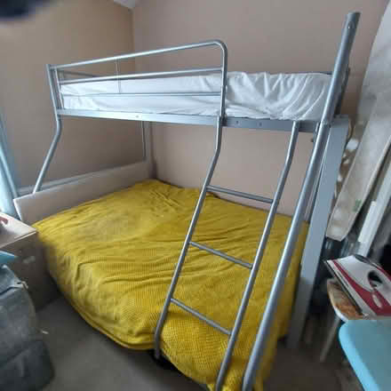 Photo of free Bunk beds (CH464) #1