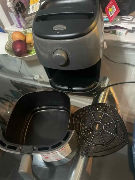 Photo of free Air fryer (Crown Heights) #1