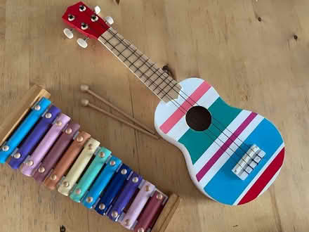 Photo of free Toddler guitar and xylophone (Lee, SE12) #1