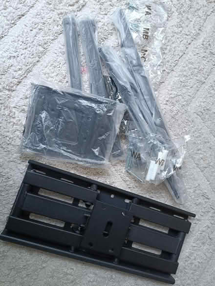Photo of free TV wall bracket (SW11) #1