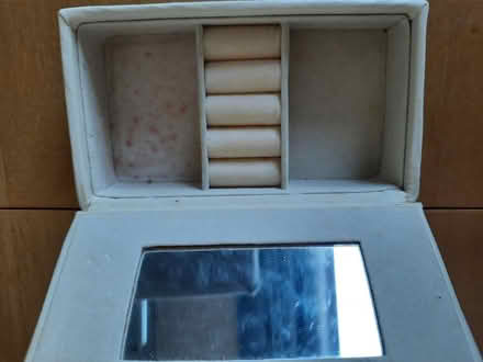 Photo of free Small jewellery box (Hereford, Belmont) #3