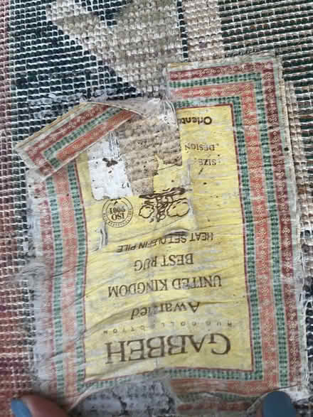 Photo of free Rug (Sanderstead) #3
