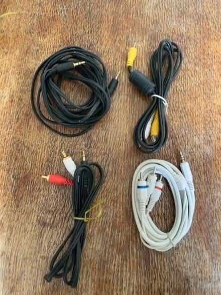 Photo of free Various cables (Roman Verulamium AL3) #1