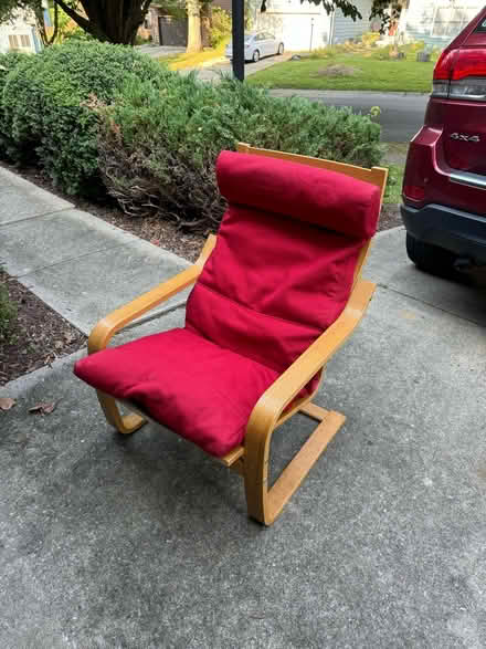 Photo of free Ikea Chair (21044) #1