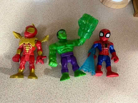 Photo of free Avengers figures (Sale M33) #1