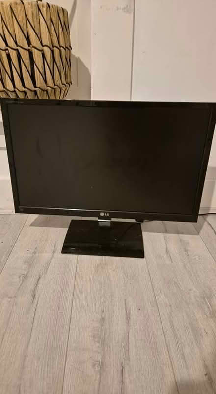 Photo of free 23" LG computer monitor Rockdale (Rockdale NSW 2216) #1