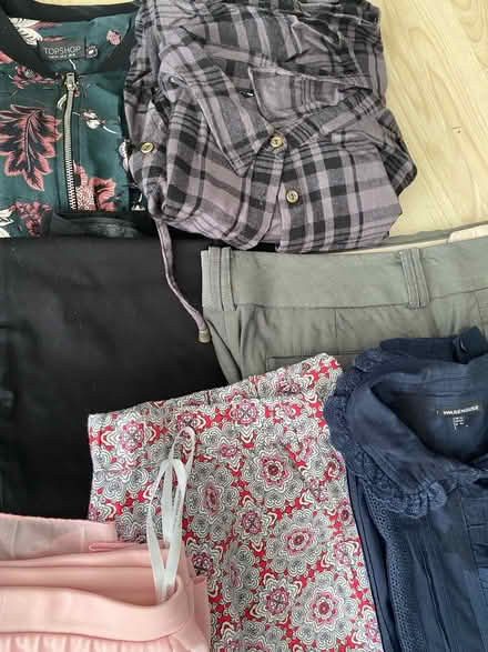 Photo of free Women’s clothing sizes 14/16 (Enfield EN3) #2
