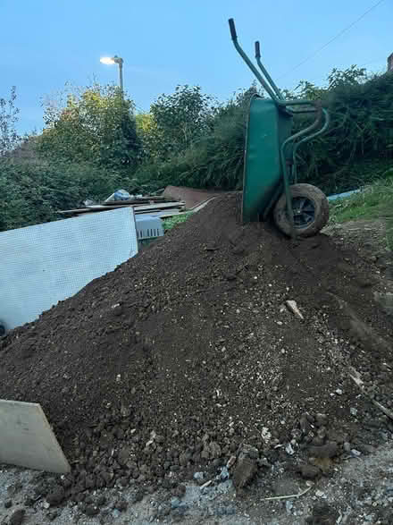 Photo of free soil/earth (Lewes nevill) #1