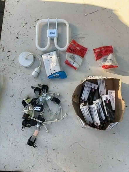 Photo of free Random electrical bits (Berkhamsted HP4) #1