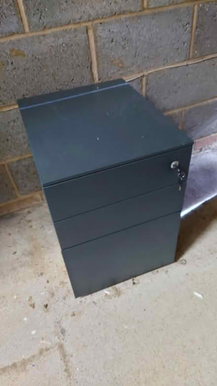 Photo of free Grey Metal filing cabinet (NR7) #1
