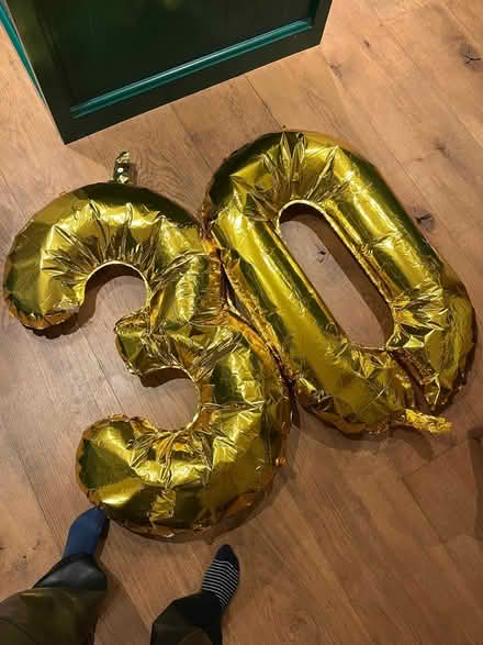 Photo of free 30th balloons (Peckham SE15) #1