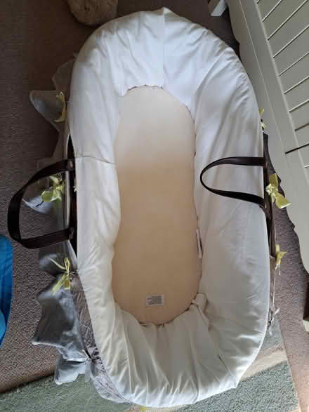 Photo of free Wicker baby crib (Coulsdon CR5) #2