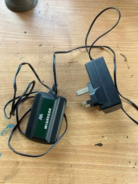 Photo of free McGregor 18v battery chargers (Shelton Lock DE73) #1