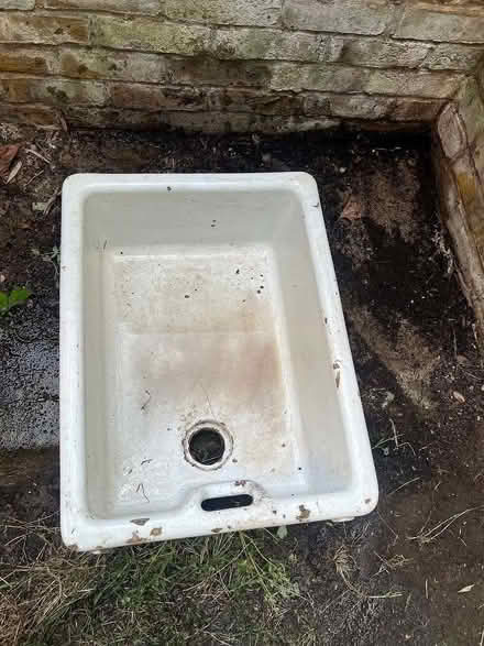 Photo of free Belfast Sink (Kennington SE11) #3