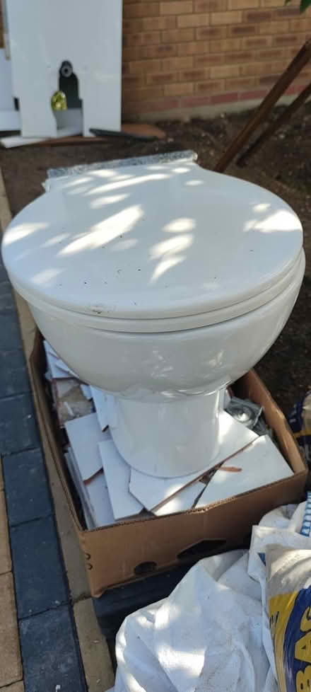 Photo of free Toilet (London Colney) #1