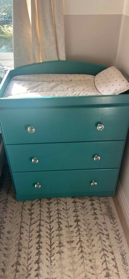 Photo of free Changing table chest of drawers (TW16 Sunbury on Thames) #1