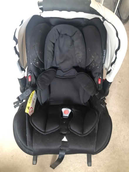 Photo of free Baby car seat 0+ Icklebubba (Benson, Wallingford) #1