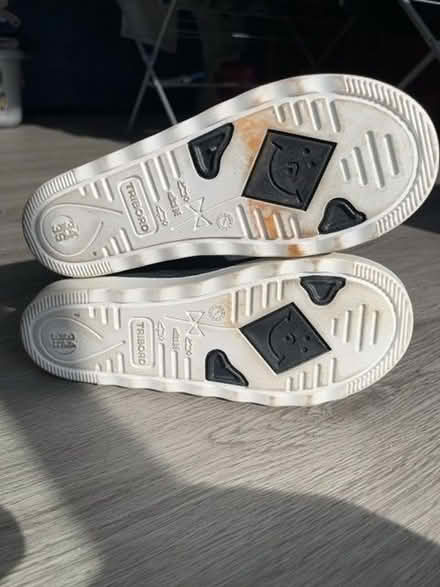 Photo of free Kids wellies size 2-3 (junior) (Norbiton KT1) #2