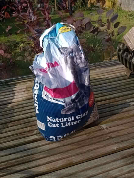 Photo of free Cat litter (Primrose Hill) #1