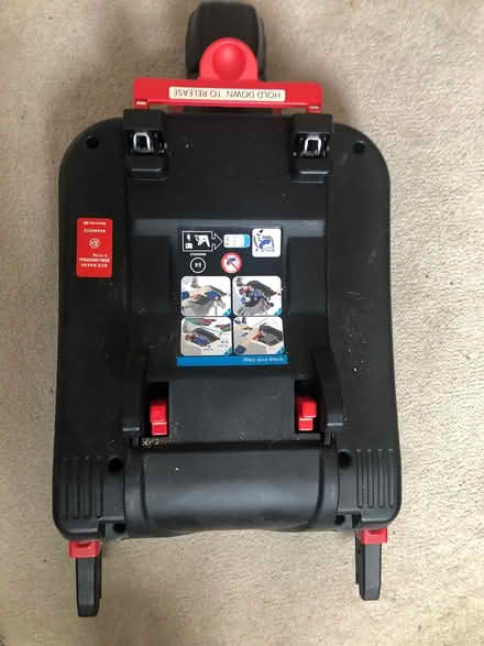 Photo of free Baby car seat 0+ Icklebubba (Benson, Wallingford) #2