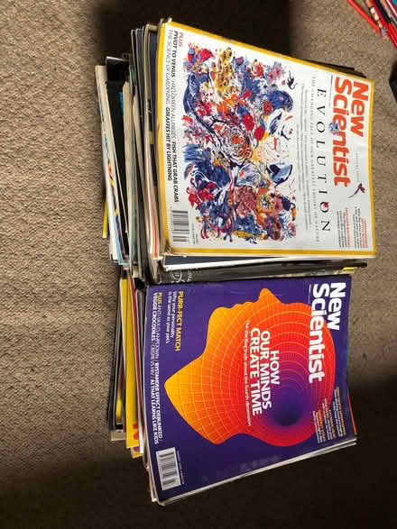 Photo of free New Scientist magazines (Paulton) #1