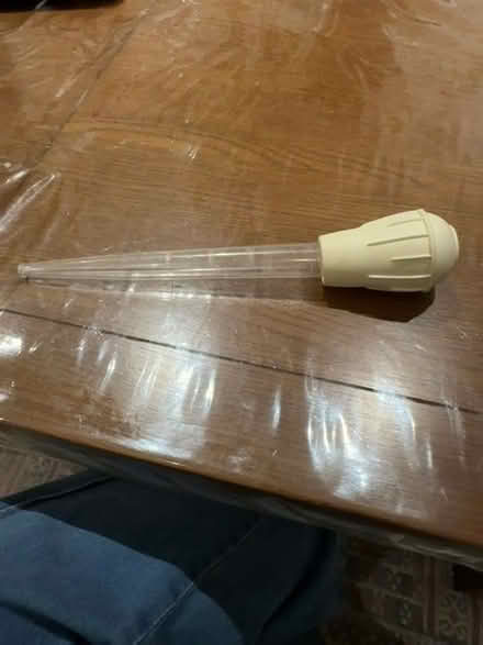 Photo of free 20ml 1oz Turkey base tube (Tottenham N17) #1