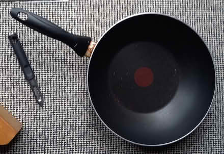 Photo of free Wok / frying pan (Knighton LE2) #1