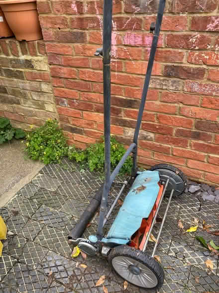 Photo of free Lawn mower (Temple Street OX4) #2