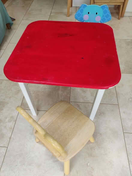 Photo of free Small person sized table and chairs (Florence Park OX4) #2